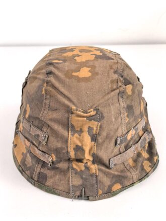 Waffen SS, Tarnbezug für einen Stahlhelm. Neuzeitliche Fertigung aus originalem Tarnmaterial