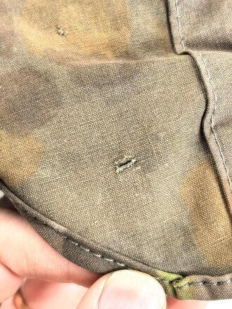 Waffen SS, Tarnbezug für einen Stahlhelm. Neuzeitliche Fertigung aus originalem Tarnmaterial
