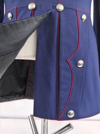 Preußen, Ulanka für einen Offizier im 2. Hannoveranischen Ulanen Regiment Nr. 14. Eigentumstück in gutem Gesamtzustand
