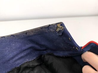 Sachsen, Waffenrock für Mannschaften im Infanterie Regiment 177. Stark getragenes Eigentumstück mit diversen Mottenschäden . Ungereinigtes Stück