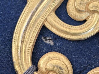 Preußen, Schabracke für Offiziere der Grenadier Regimenter. Eine Kronenspitze ergänzt, sonst guter Gesamtzustand. Ungereinigtes Stück