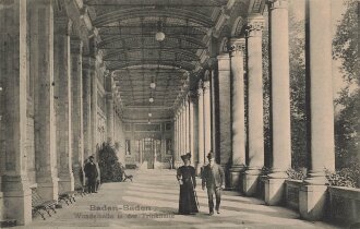 Ansichtskarte "Baden-Baden Wandelhalle in der...