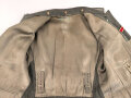 Heer, Feldbluse Modell 1943 für Mannschaften. Leicht getragenes Stück in gutem Gesamtzustand, die Effekten original vernäht