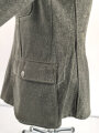 Heer, Feldbluse Modell 1943 für Mannschaften. Leicht getragenes Stück in gutem Gesamtzustand, die Effekten original vernäht