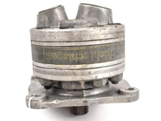 Me262, Waldwerk Kuno. Ölpumpe " Motorpumpe 18 L" Gerät Nummer 19-1103 A-1. Grob gereinigt, Funktion nicht geprüft.