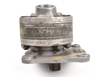Me262, Waldwerk Kuno. Ölpumpe " Motorpumpe 18 L" Gerät Nummer 19-1103 A-1. Grob gereinigt, Funktion nicht geprüft.