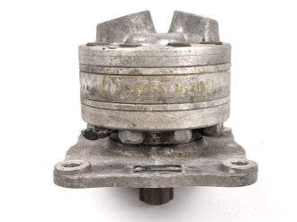 Me262, Waldwerk Kuno. Ölpumpe " Motorpumpe 18 L" Gerät Nummer 19-1103 A-1. Grob gereinigt, Funktion nicht geprüft.