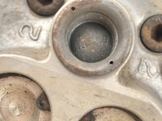 Me262, Waldwerk Kuno. Ölpumpe " Motorpumpe 18 L" Gerät Nummer 19-1103 A-2. Grob gereinigt, Funktion nicht geprüft.