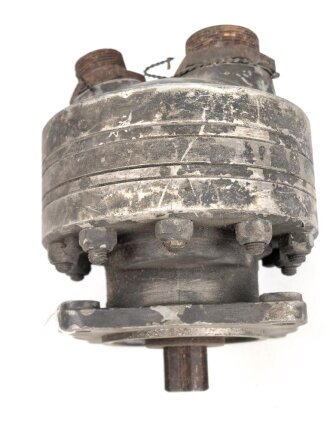 Me262, Waldwerk Kuno. " Kraftstoffpumpe 45 L" . Grob gereinigt, Funktion nicht geprüft.