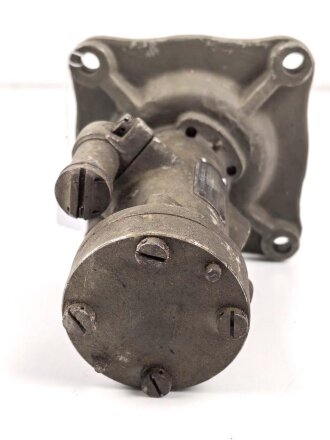 Me262, Waldwerk Kuno. " Druckölpumpe " Gerät Nr 19-1132 A/2 . Grob gereinigt, Funktion nicht geprüft.