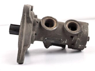 Me262, Waldwerk Kuno. " Druckölpumpe " Gerät Nr 19-1132 A/2 . Grob gereinigt, Funktion nicht geprüft.