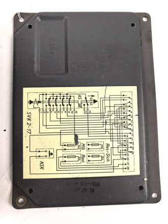 Me262, Waldwerk Kuno.  Schalt und Verteilerkasten "SVK 2-17" , Fl 47261. Grob gereinigt, Funktion nicht geprüft, 1 Schruabe in der Frontabdeckung lässt sich nicht ganz öffnen.