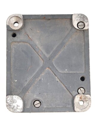 Me262, Waldwerk Kuno.  Bauteil für Schalt und Verteilerkasten "SVK 2-17" ,  Grob gereinigt, Funktion nicht geprüft. Sie erhalten ein ( 1 ) Stück