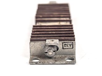 Me262, Waldwerk Kuno. Ungebrauchte Klemmleiste Maße 3 x 10,5cm ,  Grob gereinigt. Sie erhalten ein ( 1 ) Stück