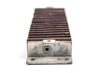 Me262, Waldwerk Kuno. Ungebrauchte Klemmleiste Maße 3 x 10,5cm ,  Grob gereinigt. Sie erhalten ein ( 1 ) Stück