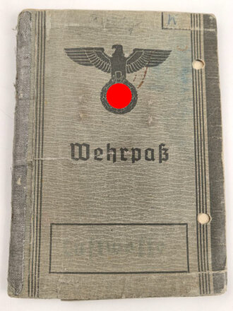 Wehrpaß Luftwaffe, eingestellt am 4.11.1935 bei...