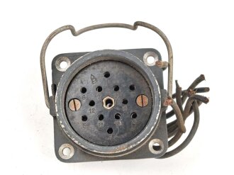 Me262, Waldwerk Kuno. Einbausteckdose, grob gereinigt