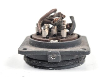 Me262, Waldwerk Kuno. Einbausteckdose, grob gereinigt