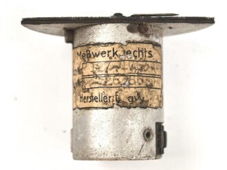 Me262, Waldwerk Kuno. Meßwerk rechts von Zweifach Druckanzeiger. Grob gereinigt