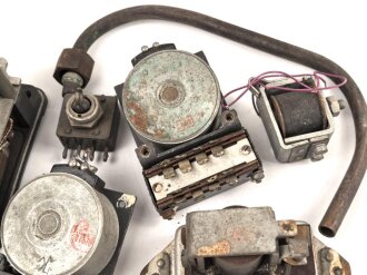 Me262, Waldwerk Kuno. Konvolut Bauteile aller Art, grob gereinigt