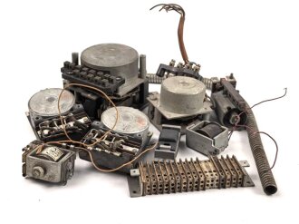 Me262, Waldwerk Kuno. Konvolut Bauteile aller Art, grob gereinigt