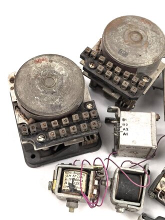 Me262, Waldwerk Kuno. Konvolut Bauteile aller Art, grob...