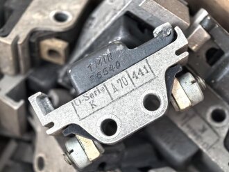 Me262, Waldwerk Kuno. Reihenstecker " 1 MIN 265 60" Sie erhalten ein ( 1 ) Stück