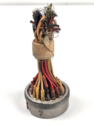 Me262, Waldwerk Kuno. Kabelaufnahme Durchmesser 64mm. Grob gereinigt