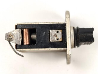 Me262, Waldwerk Kuno. Sicherungselement " u.MG" Gerät Nummer 126-608. Mit Sicherung, grob gereinigt