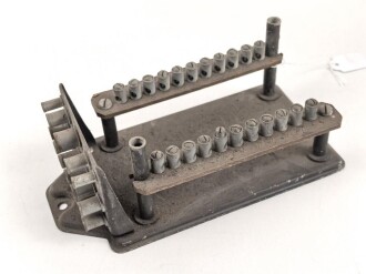Me262, Waldwerk Kuno. Verteilerkasten Gerät Nr. 102-29076. Deckel fehlt. Grob gereinigt