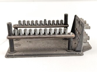 Me262, Waldwerk Kuno. Verteilerkasten Gerät Nr. 102-29076. Deckel fehlt. Grob gereinigt