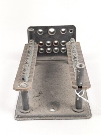 Me262, Waldwerk Kuno. Verteilerkasten Gerät Nr. 102-29076. Deckel fehlt. Grob gereinigt
