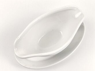 Luftwaffe, Kantinenporzellan Sauciere, Hersteller Bauscher Weiden 1938. Gesamtlänge 25cm, gebraucht