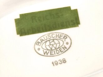 Luftwaffe, Kantinenporzellan Sauciere, Hersteller Bauscher Weiden 1938. Gesamtlänge 25cm, gebraucht
