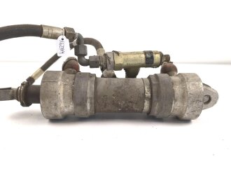 Me262, Waldwerk Kuno. Druckventile mit Zylinder. Gesamtlänge etwa 33cm, grob gereinigt