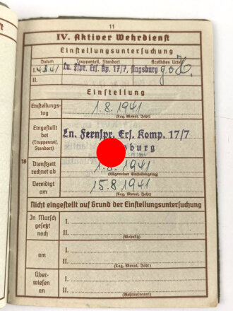 Wehrpaß Luftwaffe, eingestellt am 1.8.1941 bei Luftnachrichten Fernsprech Ersatz Kompanie 17/7 Augsburg.
