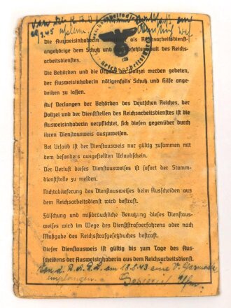 Reichsarbeitdienst für die weibliche Jugend, Dienstausweis einer Stabsführerin, ausgestellt 16. Juni 1943, mit einigen Fotos und einem Dokument