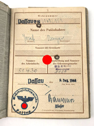 Soldbuch und Wehrpaß Heer, eingestellt am 5.4.1945