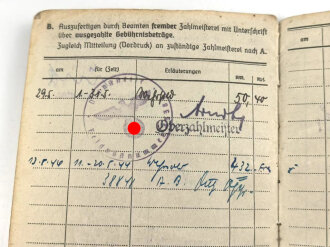 Soldbuch für einen Panzerjäger, eingetragene Pistole P38, Amerikanische Kriegsgefangenschaft Camp Wheeler, Georgia.