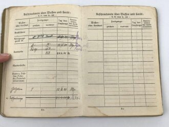 Soldbuch für einen Panzerjäger, eingetragene Pistole P38, Amerikanische Kriegsgefangenschaft Camp Wheeler, Georgia.