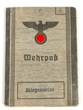 Kriegsmarine Wehrpaß, eingestellt am 14.4.1939 bei 8.Schiffsstammabteilung Leer.