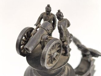 Preußen, Reservistenkrug eines Angehörigen im "Fuß Artillerie Regiment Nr.3 Mainz 1903-05" Ungereinigtes Stück mit Gebrauchs- und Altersspuren