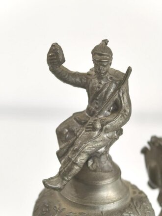 Hessen, Reservistenkrug eines Angehörigen im "Infanterie  Regiment Nr. 168 Butzbach" Guter Gesamtzustand mit leichten Gebrauchs- und Altersspuren,  ungereinigt