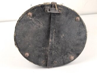 Kaiserreich, Koffer für eine Pickelhaube , hohe Form etwa 38cm . Ungereinigtes Stück