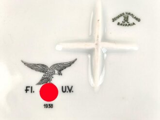Luftwaffe, Kantinenporzellan große, eckige Schale, Kantenlänge 28cm, Hersteller Johann Haviland Bavaria 1938. Gebraucht