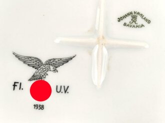 Luftwaffe, Kantinenporzellan kleine, eckige Schale, Kantenlänge 22cm, Hersteller Johann Haviland Bavaria 1938. Gebraucht