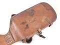 Satteltasche in gutem Zustand. Keinerlei Markierungen, lediiglich ein "B.?.K. 1915" Stempel.