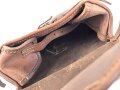 Satteltasche in gutem Zustand. Keinerlei Markierungen, lediiglich ein "B.?.K. 1915" Stempel.