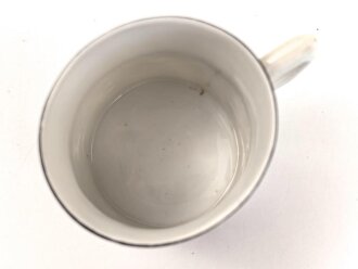 1.Weltkrieg, Porzellantasse mit Motiv "General Feldmarschall von Hindenburg" Höhe etwa 6,5cm
