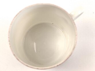 1.Weltkrieg, Porzellantasse mit Motiv "General Feldmarschall von Hindenburg" Höhe knapp 7cm